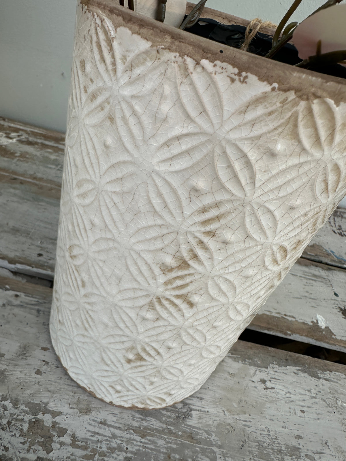 Fleur Vase antique cream 50% off