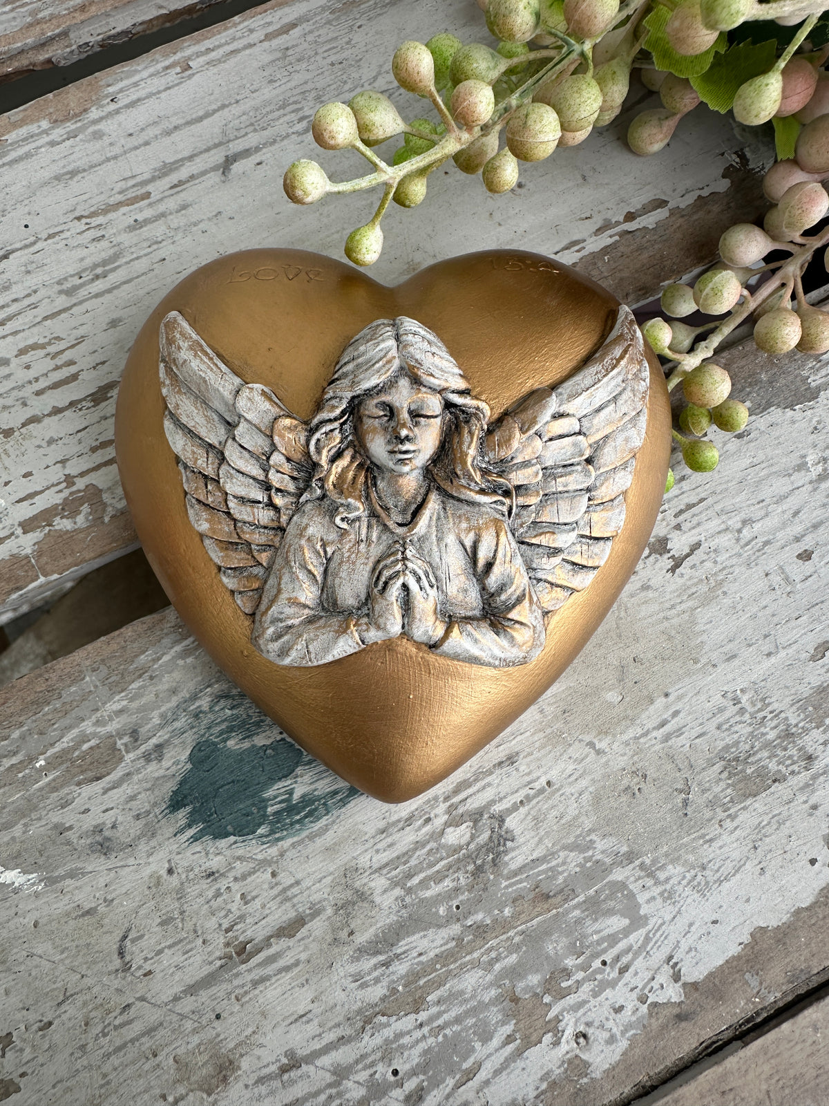 Wall heart Angel in Antique Gold