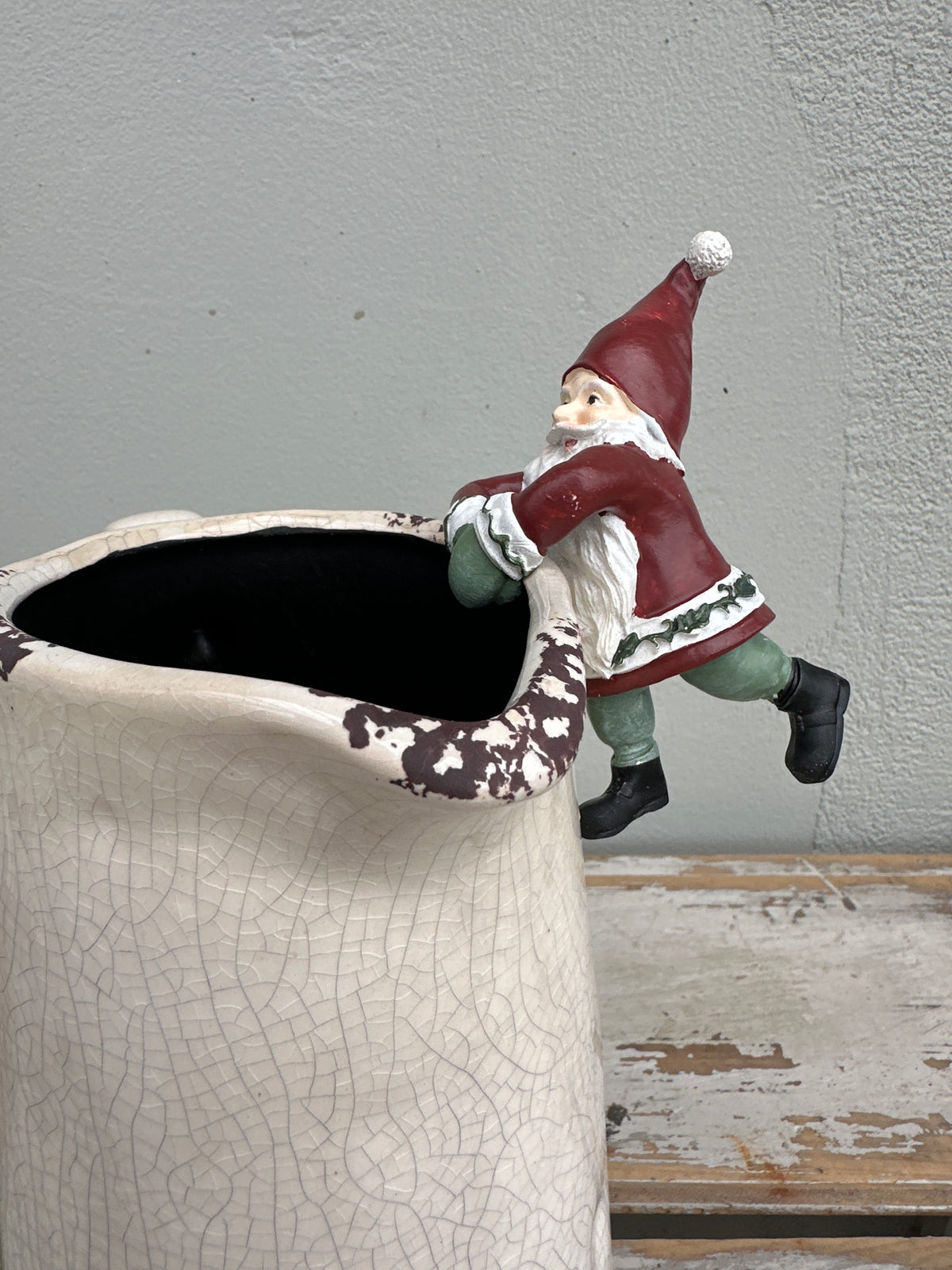POT PLANT SANTA
