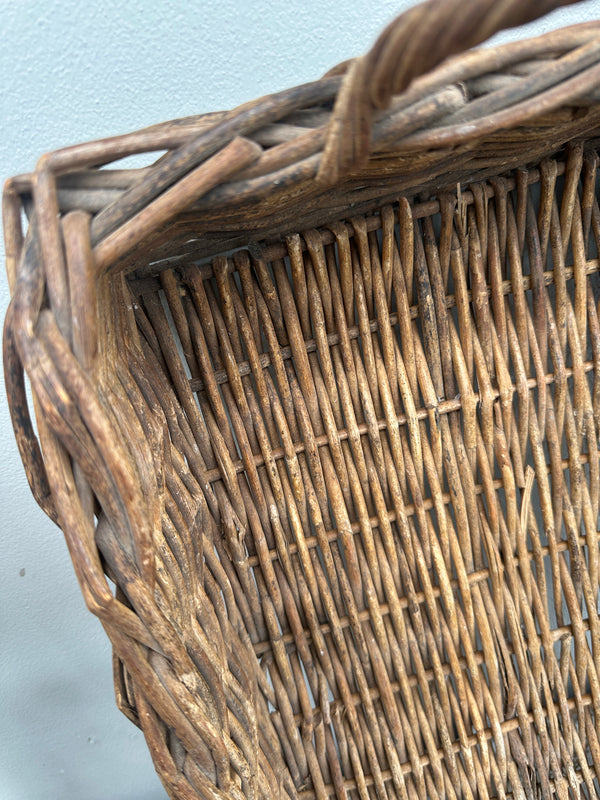 kubu Rattan tray with handles