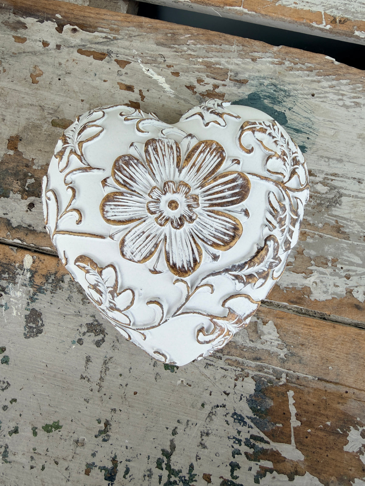 Wall heart White Floral