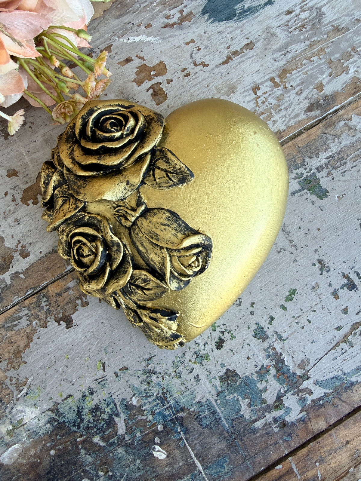 Wall heart Golden Roses