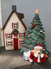 Christmas Tree Classic Green w Dog & Gifts