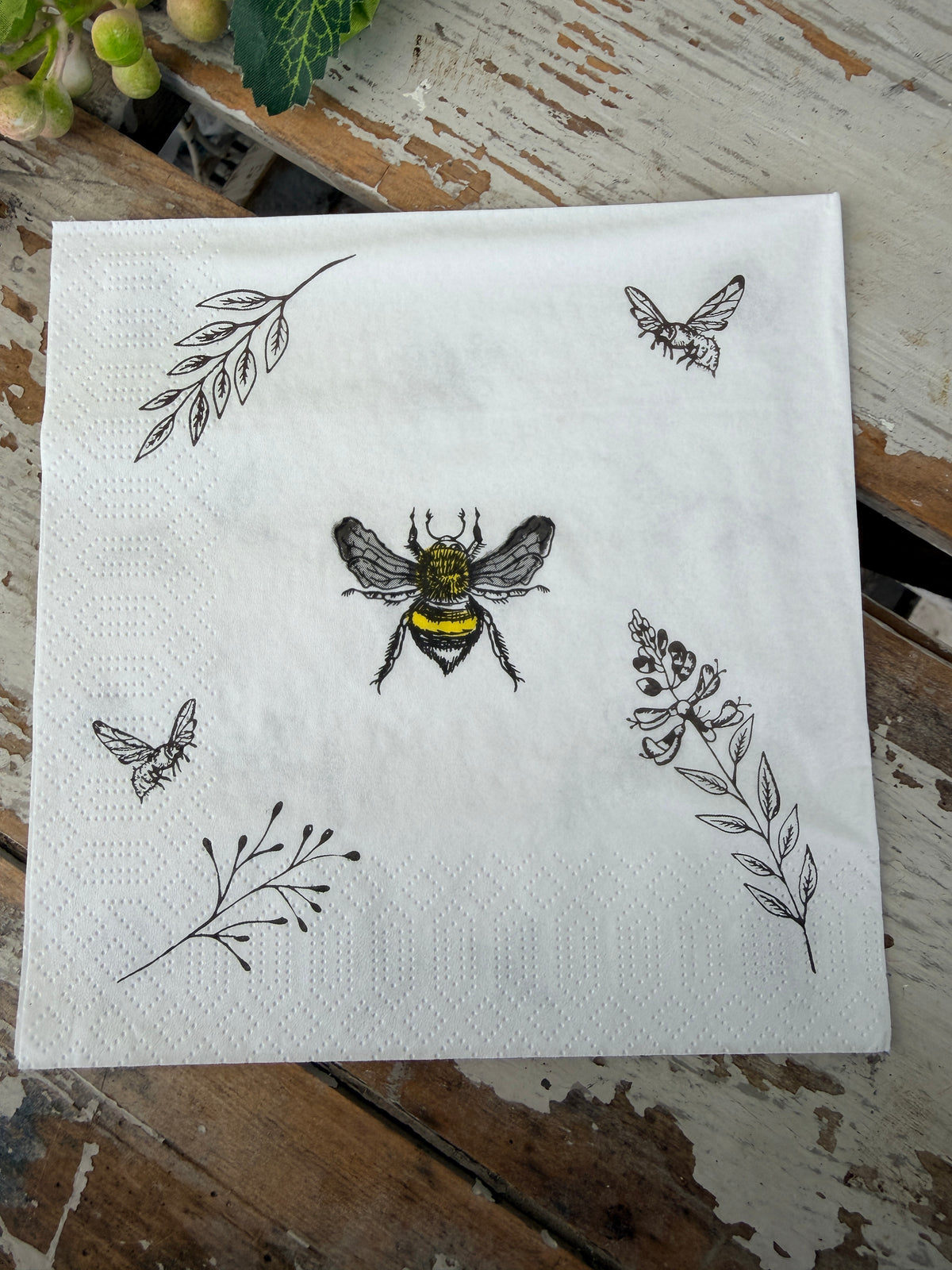 Bee Love Napkin for Decoupage