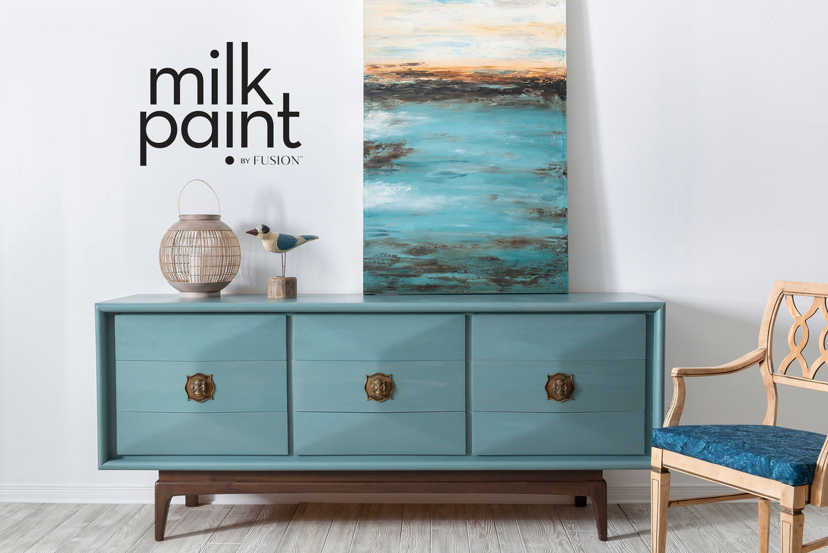 Monterey fusion chippy milk paint