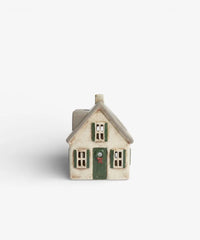 Nordgard Tea Village Villa with Bow Wreath