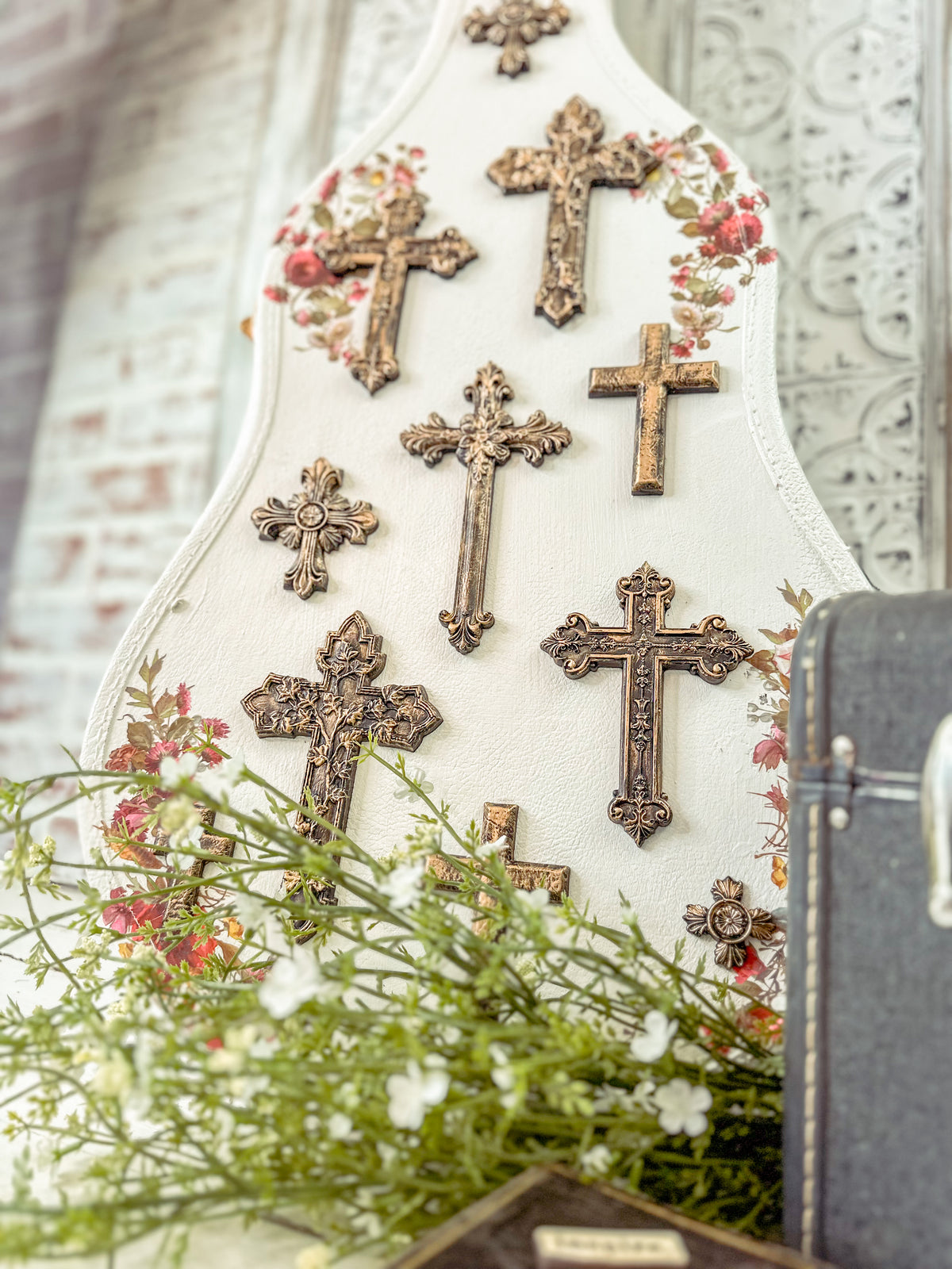 Les Croix Cross IOD Mould