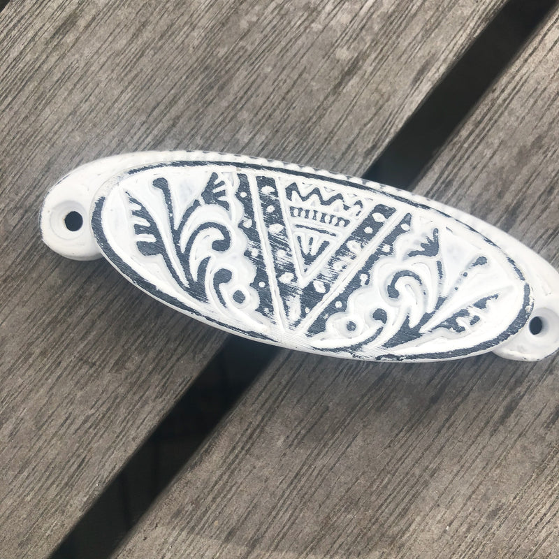 Oval Ornate Cast Metal Pulls White