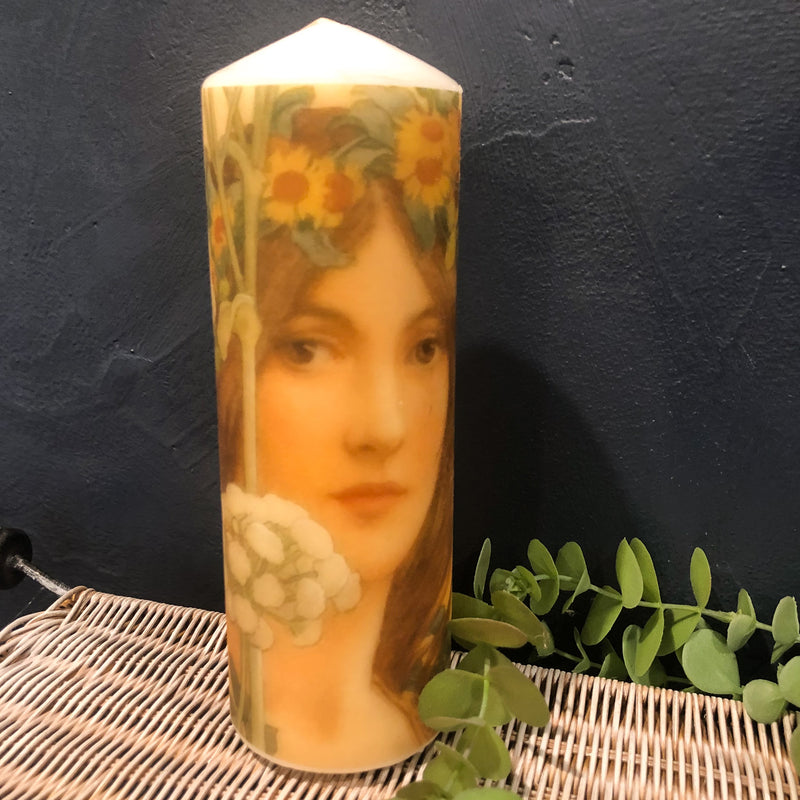 Gabrielle Blooms Candle
