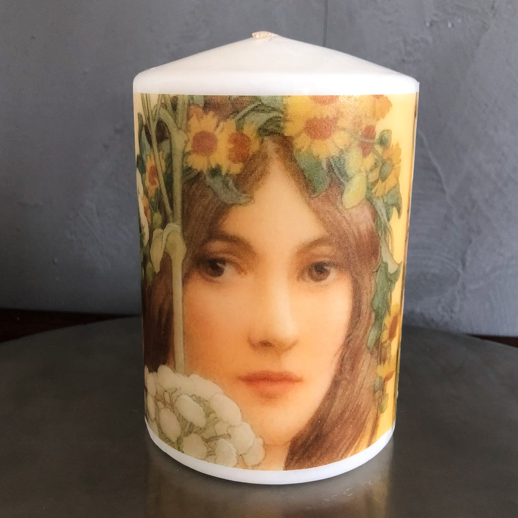 Gabrielle Blooms Candle
