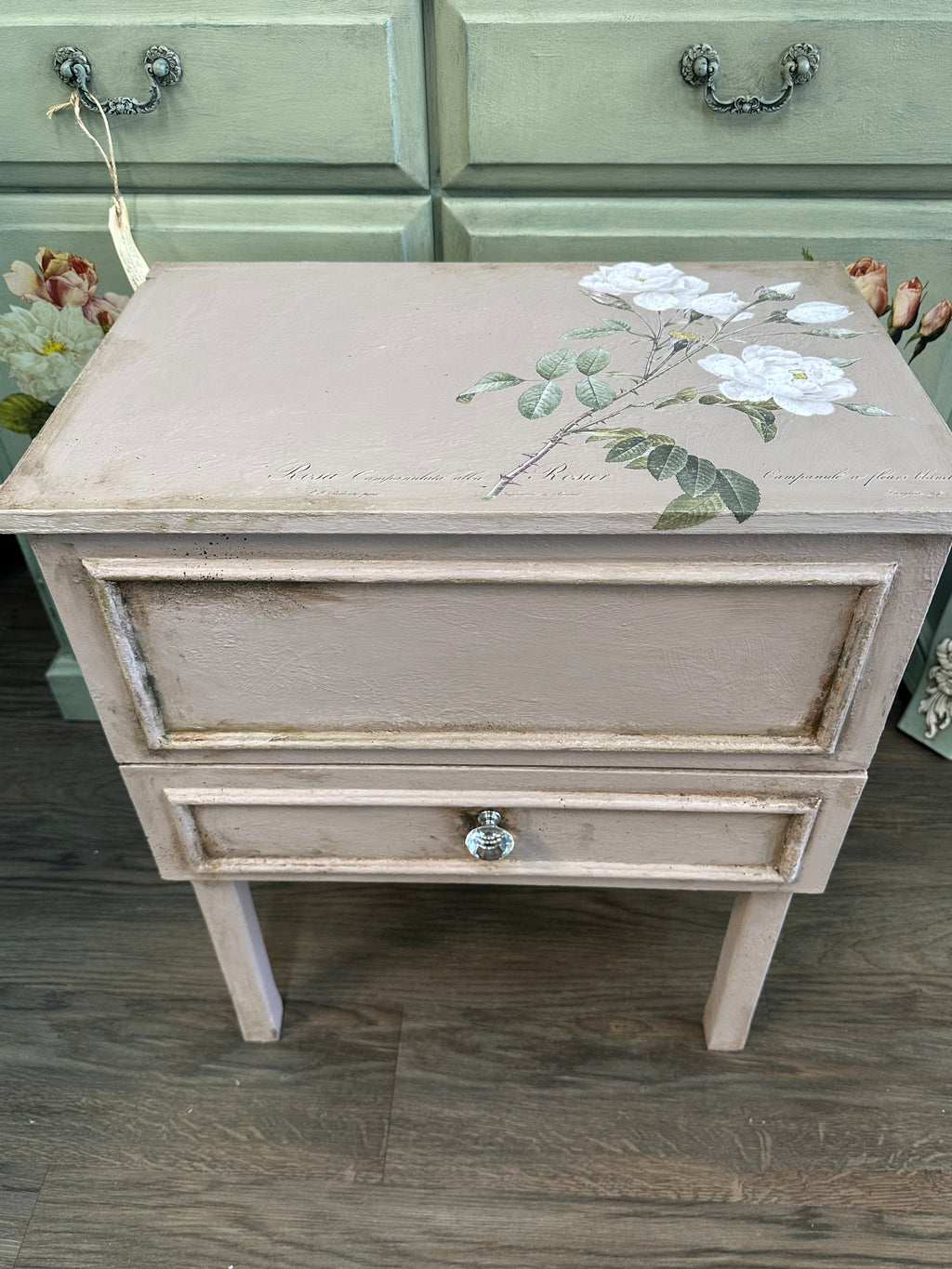 Side table / sewing cabinet in soft French look Izabellars Room | Paint Me Vintage