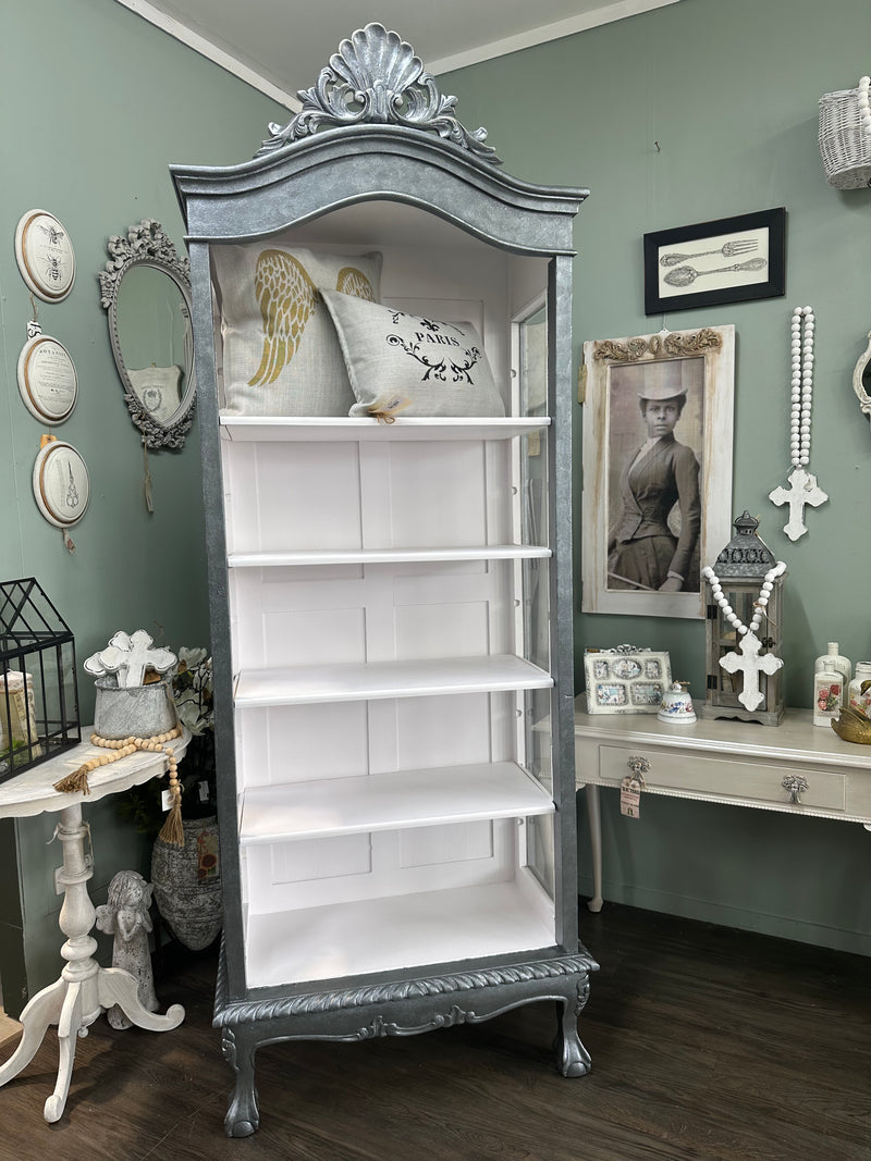 Full Glam display shelves in Pewter & Silver metallic