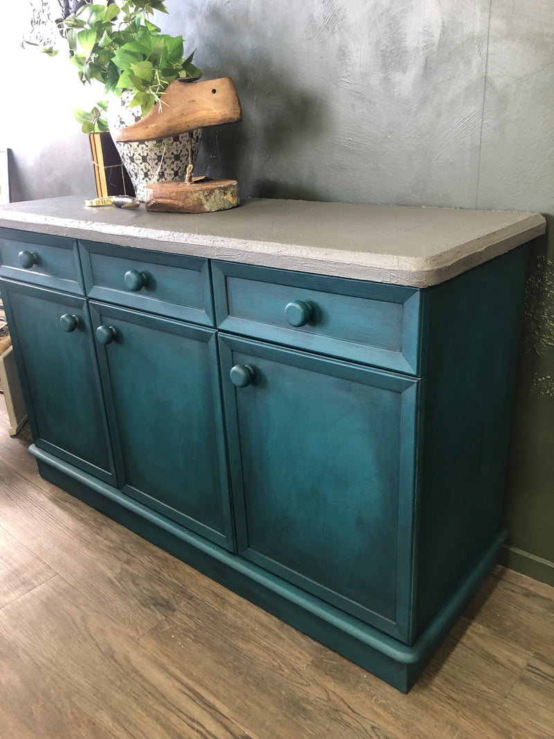 Kingsley Sideboard with crushed graphite top | Paint Me Vintage