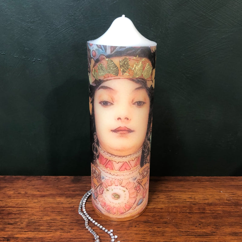 Lady Moet Candle